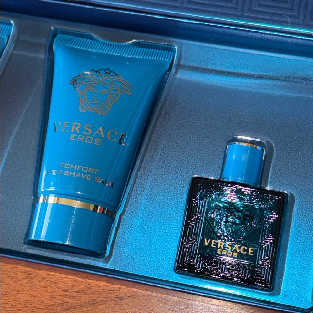 NEW Versace Eros Gift Set For Men Cologne, After Shave & Shower Gel DELUXE SIZE - Picture 3 of 7
